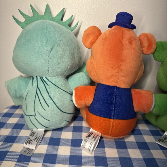 Five Nights at Freddy's Tie-Dye Chica Plush 7 inches Funko FNAF Stuffed Animal - Picture 8 of 16